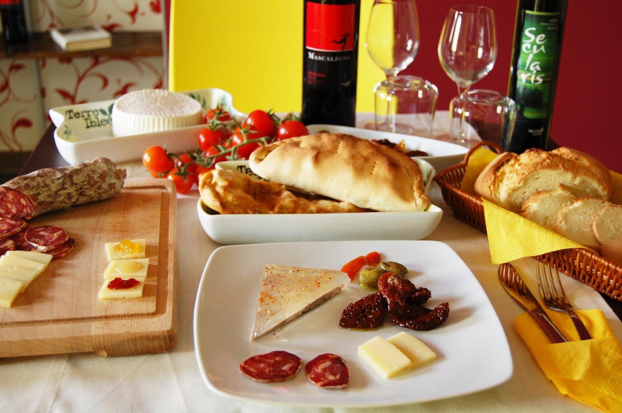 Terre Iblee Resort Chiaramonte Gulfi Luaran gambar