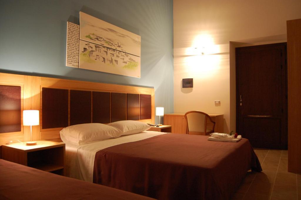 Terre Iblee Resort Chiaramonte Gulfi Bilik gambar